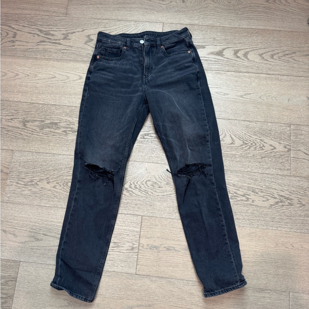 American Eagle Outfitters Black Ripped Mom Jeans